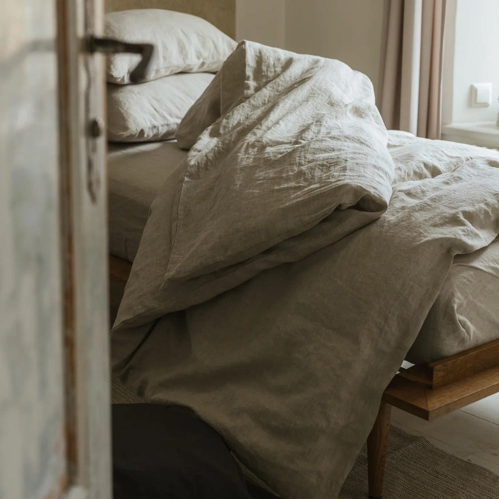 100% natural linen pillowcase, envelope closure linen pillow cover in 20x20, 26x26, 16x16 and other custom sizes, bed linen, cushion case